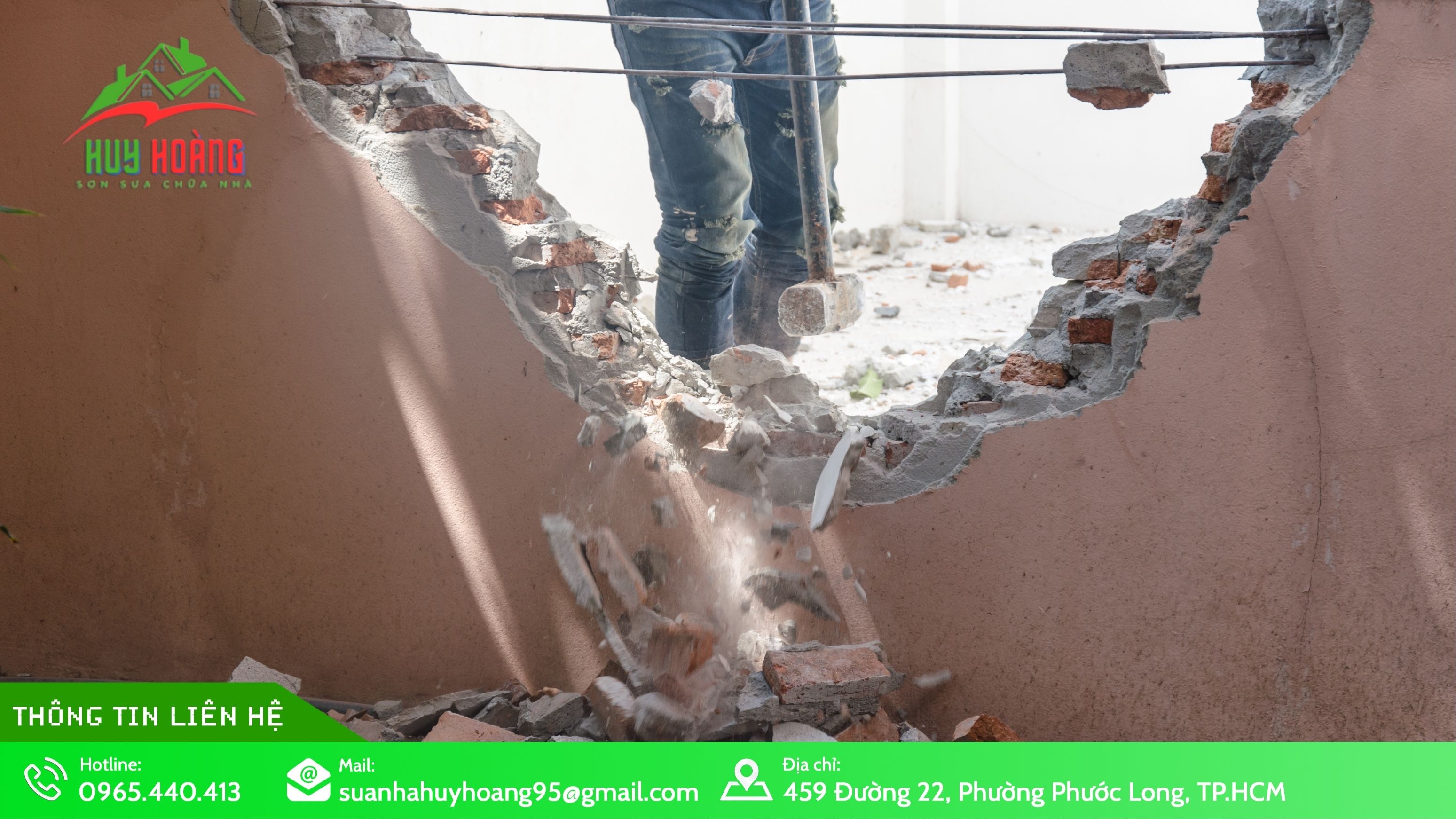 Dịch vụ phá dỡ tường nhà cũ tại TP.HCM